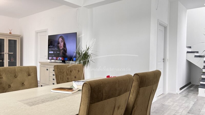 Arges Vila in Art Vertical Geamana  3 Dormitoare Terasa vedere panoramica